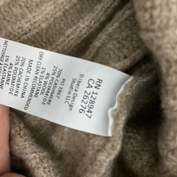 Nili Lotan Nasıra Ribbed Turtleneck Sweater - Picture 3 of 4